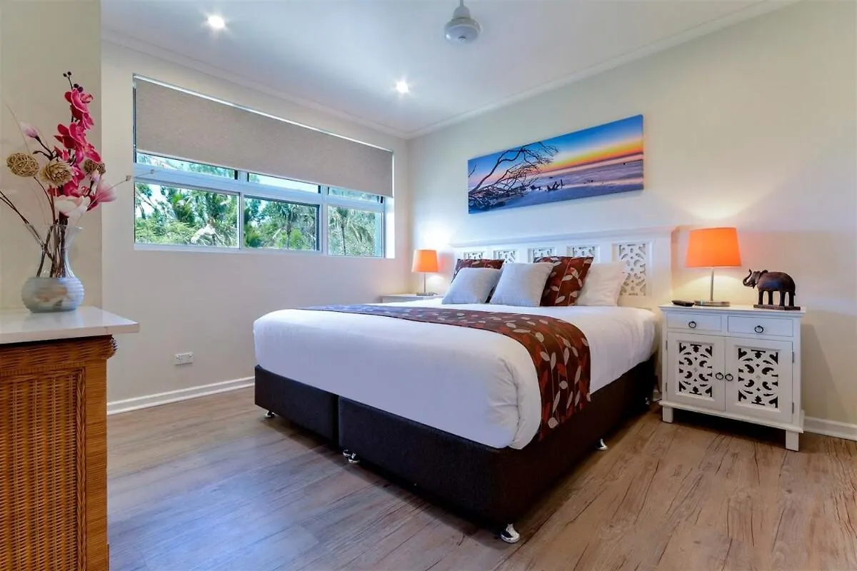 Poinciana Lodges Hamilton Island Apartament
