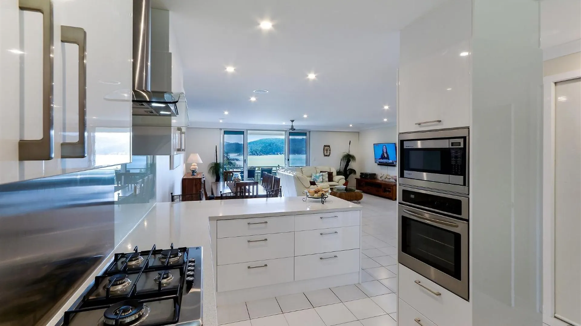Poinciana Lodges Hamilton Island Australia
